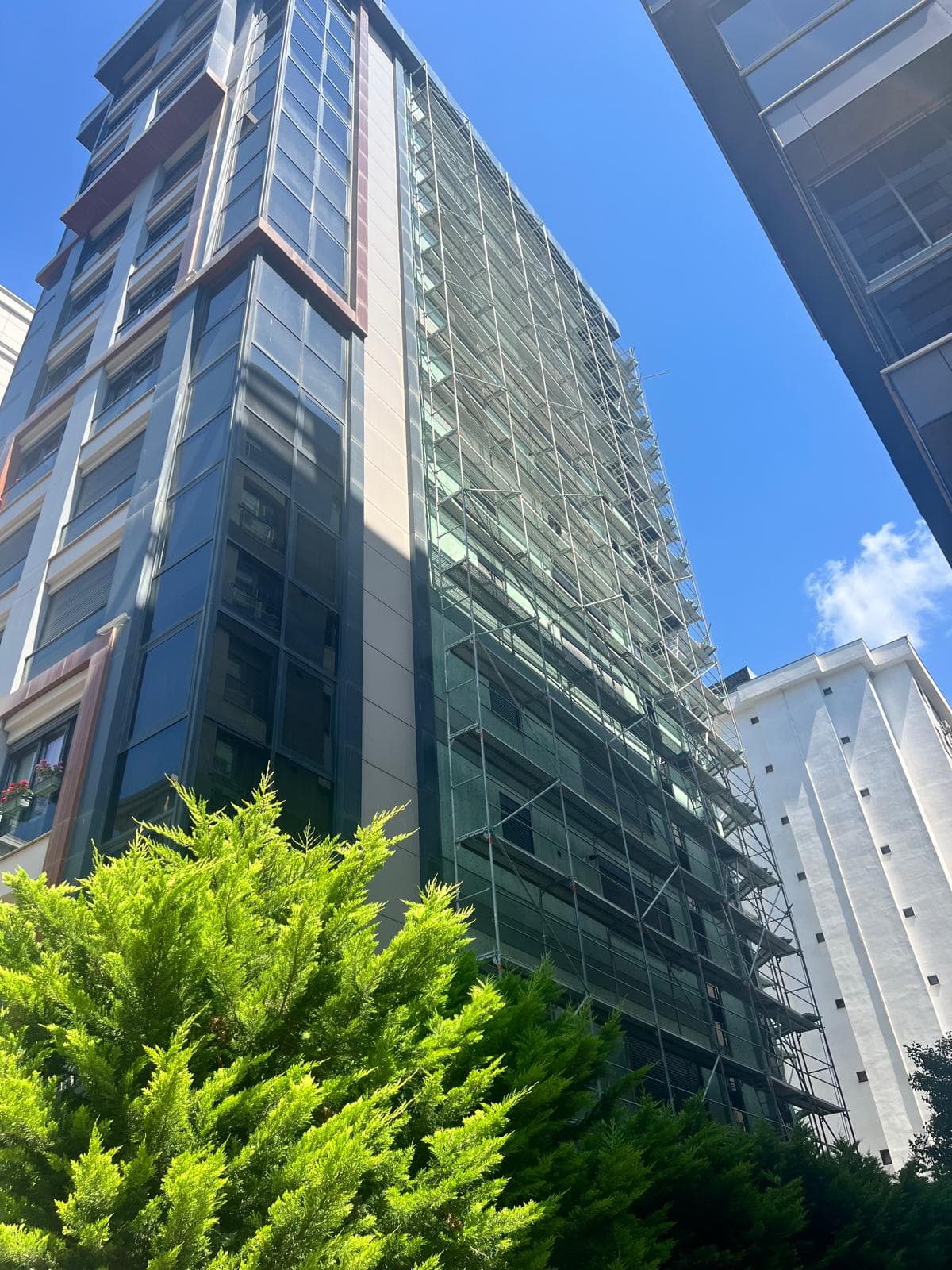 Güvenpark Apt